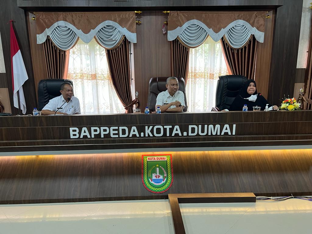 Kunjungan Kerja Badan Penelitian dan Pengembangan Daerah Kabuten Pelelawan Ke Bappedalitbang Kota Dumai